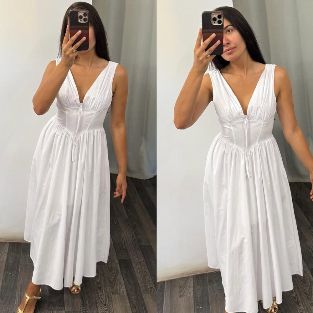 Moon River V Neck Corset Midi Dress - Picture 3 of 16